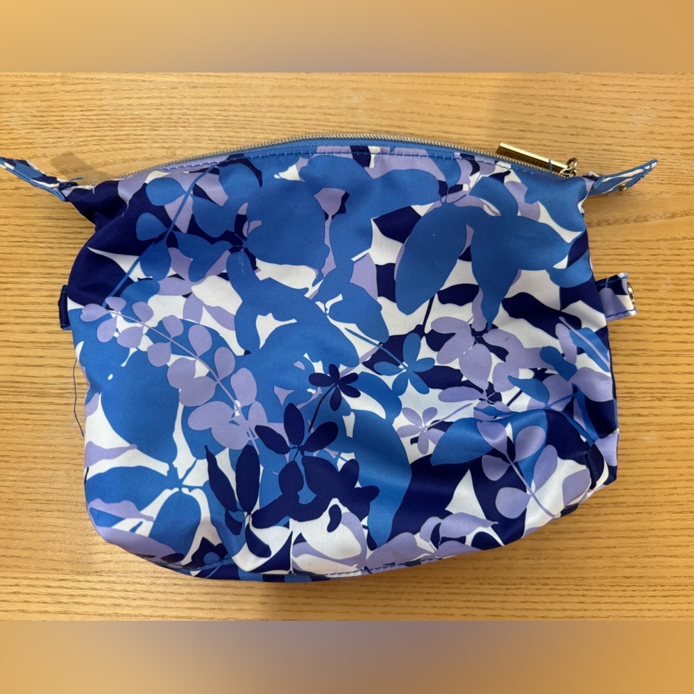 Estée Lauder Makeup Bag